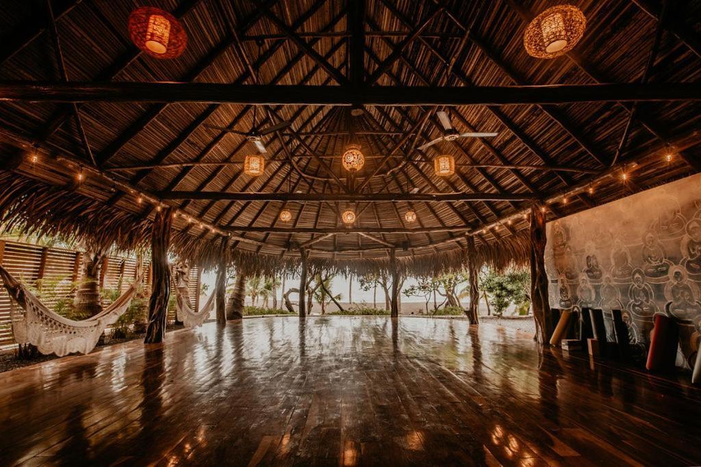 Sansara Surf Yoga & Resort Cambutal Bagian luar foto